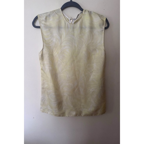 Stella McCartney
Feather Silk Sleeveless Top
Size 40 - Picture 6 of 6